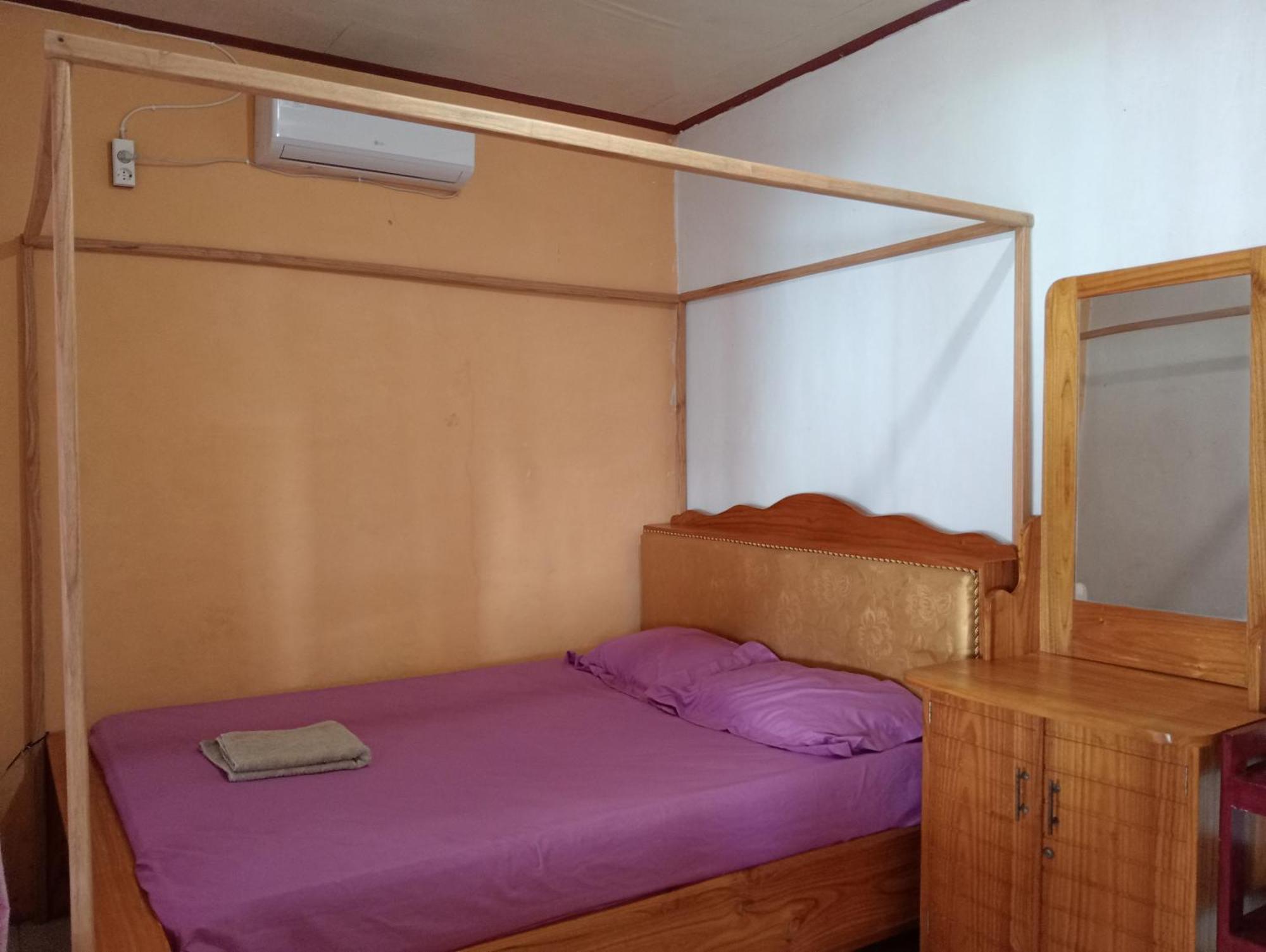 Mamalis Homestay Манадо Екстер'єр фото